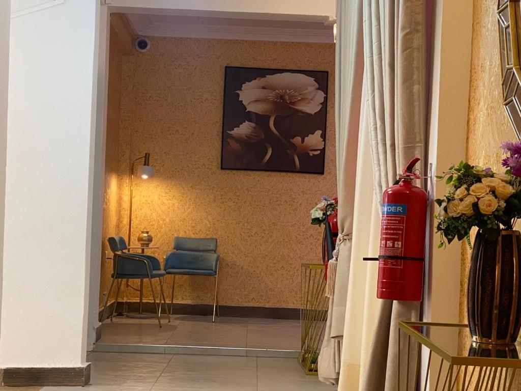 Milton Avenue Suites Accra Extérieur photo