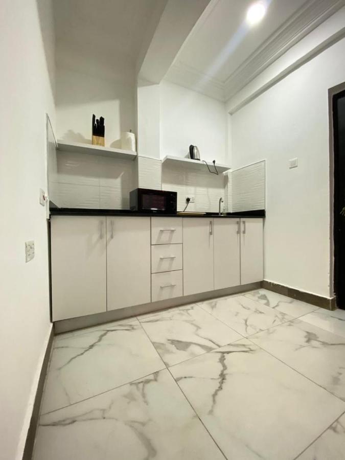 Milton Avenue Suites Accra Extérieur photo